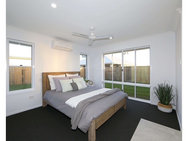 4 Beachside Circuit, Bargara QLD 4670