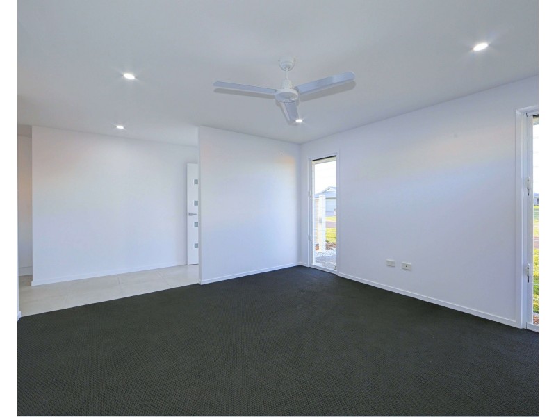 4 Beachside Circuit, Bargara QLD 4670
