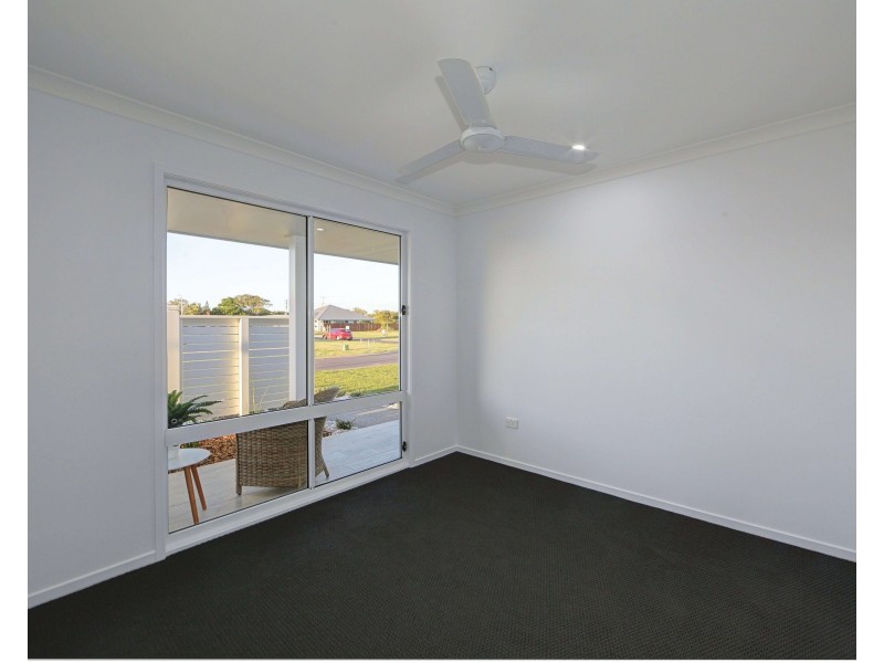 4 Beachside Circuit, Bargara QLD 4670