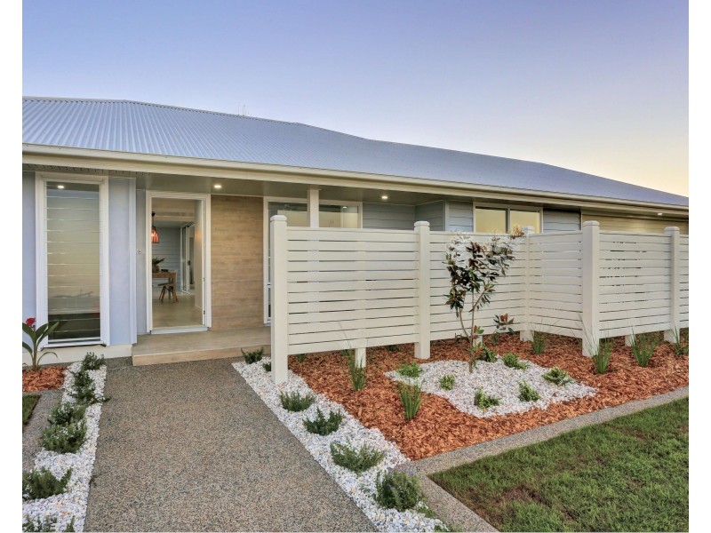 4 Beachside Circuit, Bargara QLD 4670