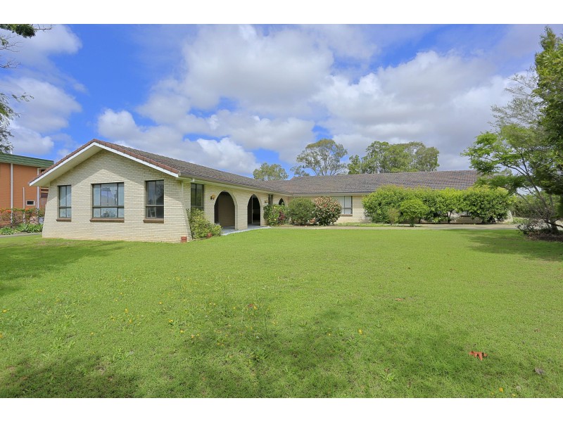 34 Takalvan St, Svensson Heights QLD 4670
