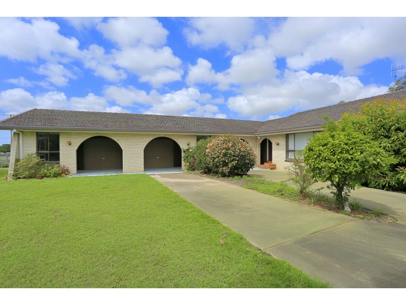 34 Takalvan St, Svensson Heights QLD 4670