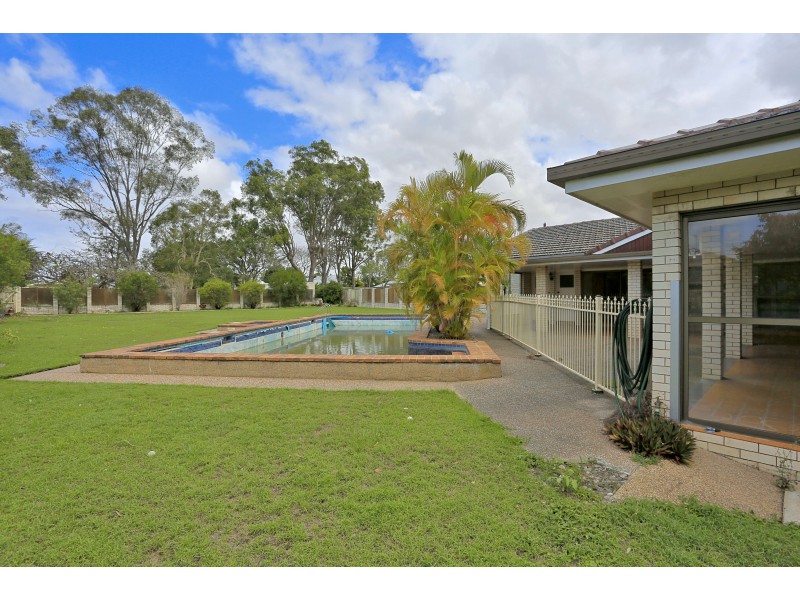 34 Takalvan St, Svensson Heights QLD 4670