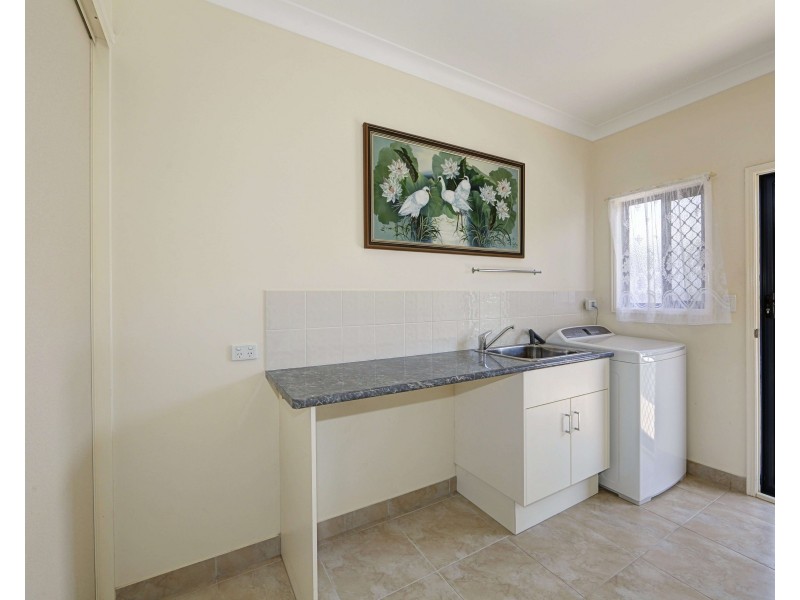 12 Kathleen Dr, Innes Park QLD 4670