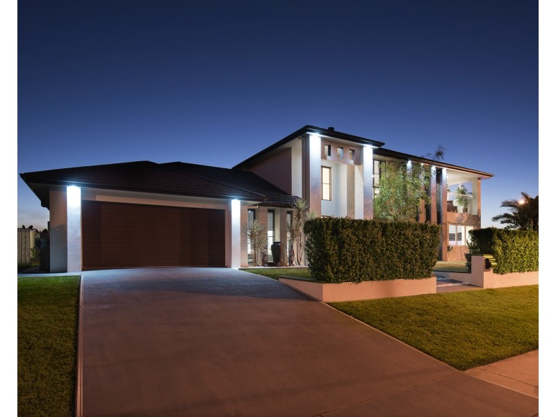 2 Panoramic Way, Bargara QLD 4670