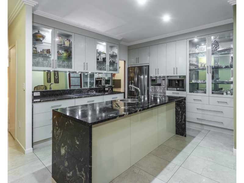 2 Panoramic Way, Bargara QLD 4670