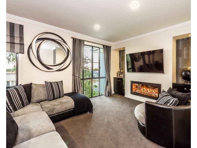 2 Panoramic Way, Bargara QLD 4670