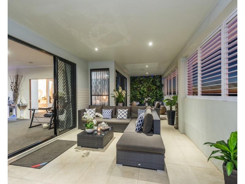 2 Panoramic Way, Bargara QLD 4670