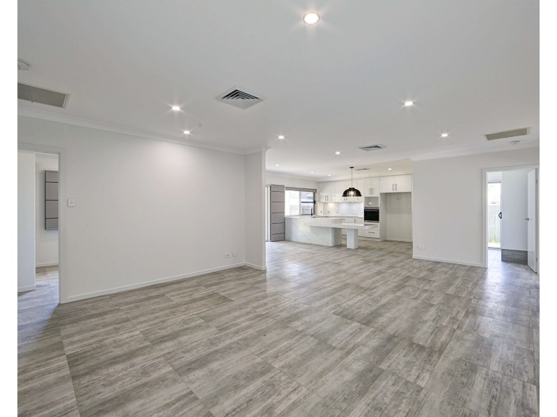 1/4 Anchorage Court, Bargara QLD 4670