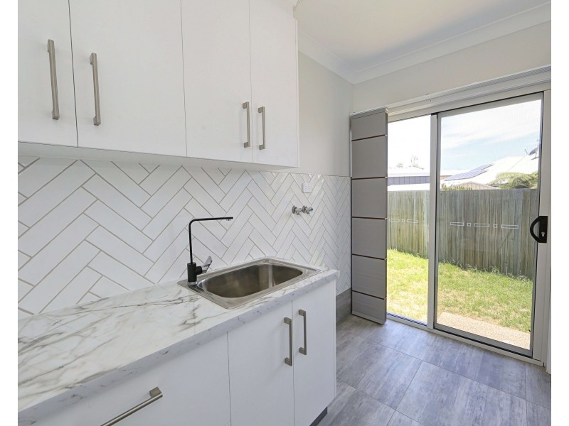 1/4 Anchorage Court, Bargara QLD 4670
