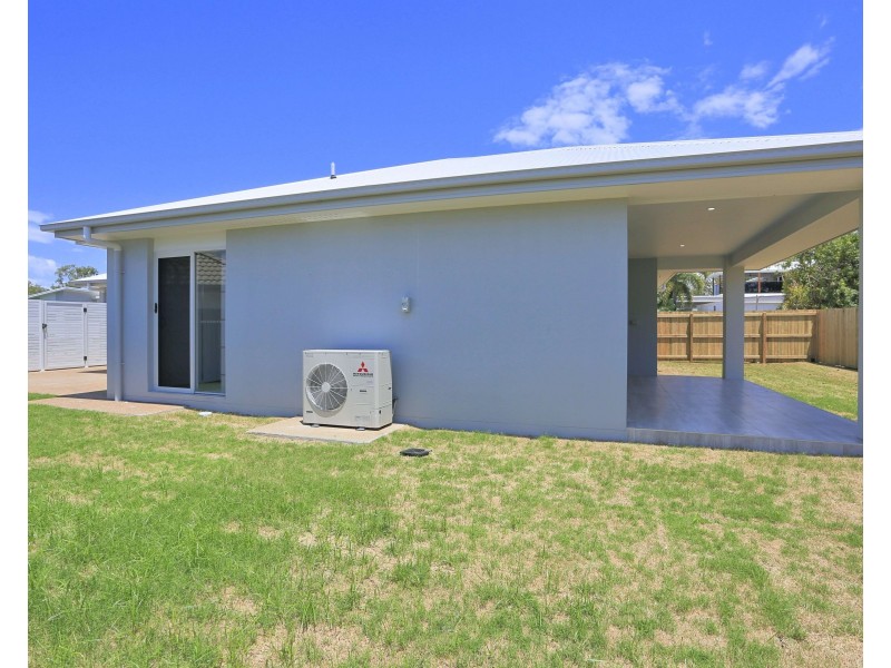 1/4 Anchorage Court, Bargara QLD 4670