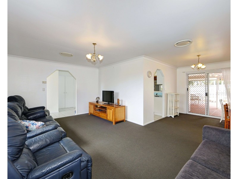 11 Amaroo Cres, Innes Park QLD 4670