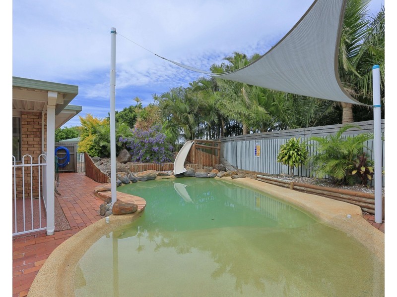 11 Amaroo Cres, Innes Park QLD 4670