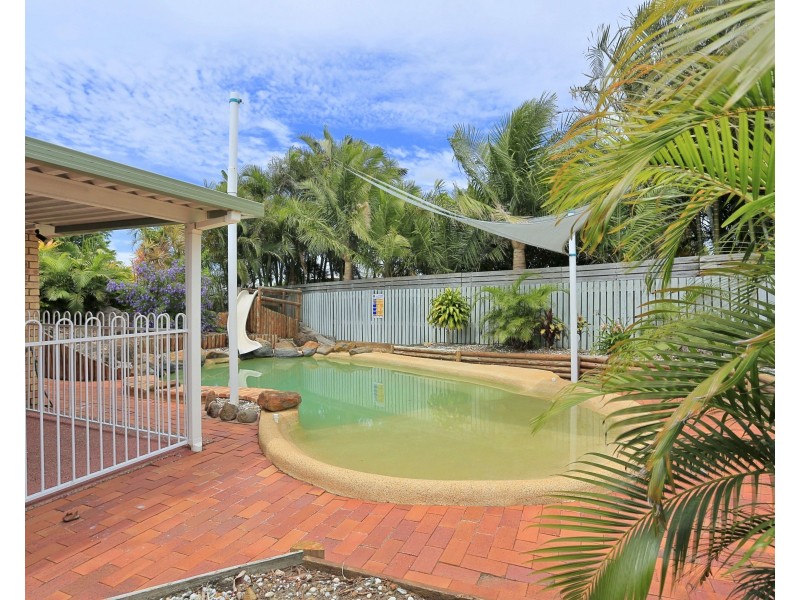 11 Amaroo Cres, Innes Park QLD 4670