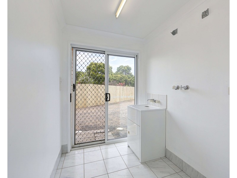 11 Amaroo Cres, Innes Park QLD 4670