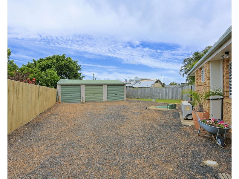 11 Amaroo Cres, Innes Park QLD 4670