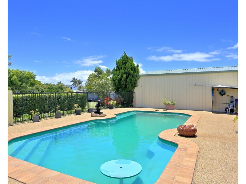 11 Francis Pl, Innes Park QLD 4670