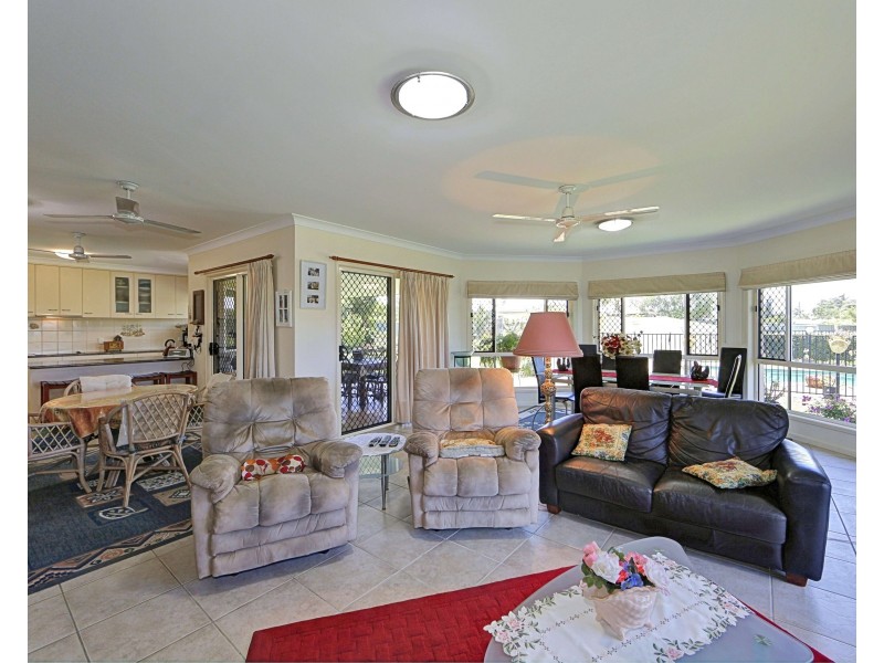 11 Francis Pl, Innes Park QLD 4670