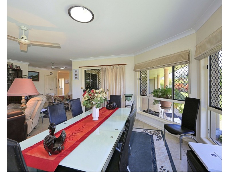 11 Francis Pl, Innes Park QLD 4670