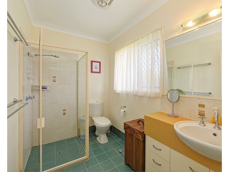 11 Francis Pl, Innes Park QLD 4670