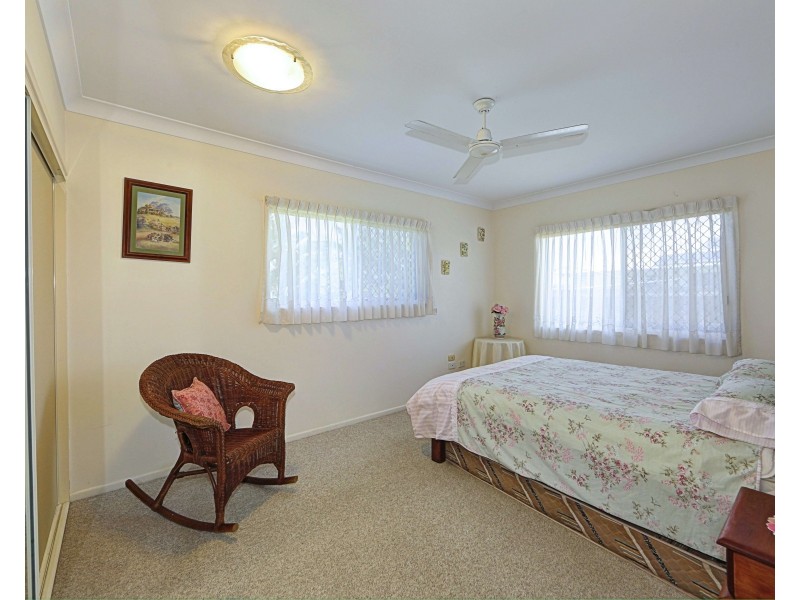11 Francis Pl, Innes Park QLD 4670
