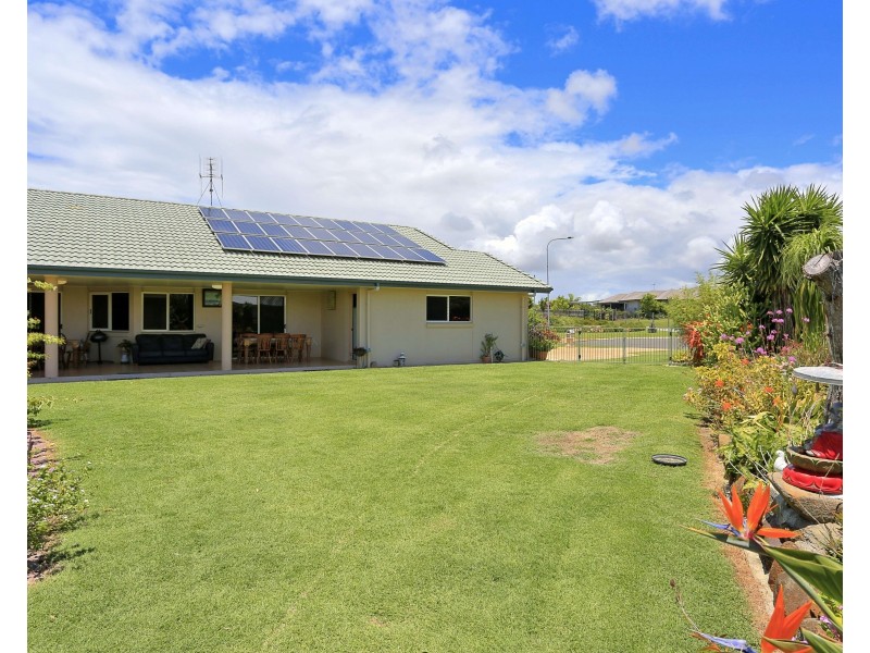 11 Francis Pl, Innes Park QLD 4670