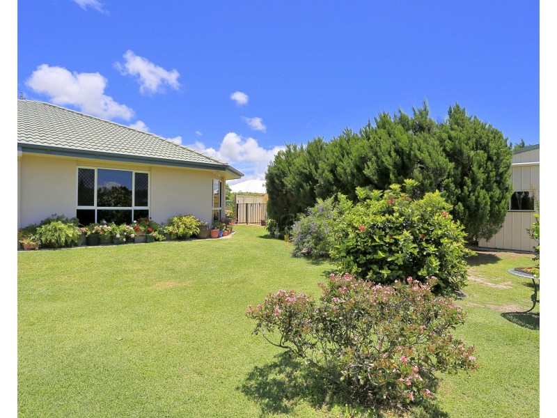 11 Francis Pl, Innes Park QLD 4670
