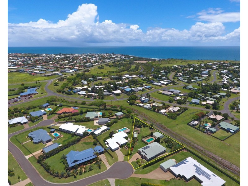 11 Francis Pl, Innes Park QLD 4670