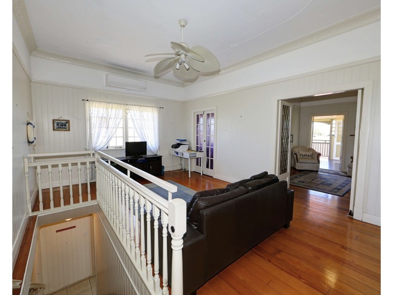 156 Barolin Esplanade, Coral Cove QLD 4670