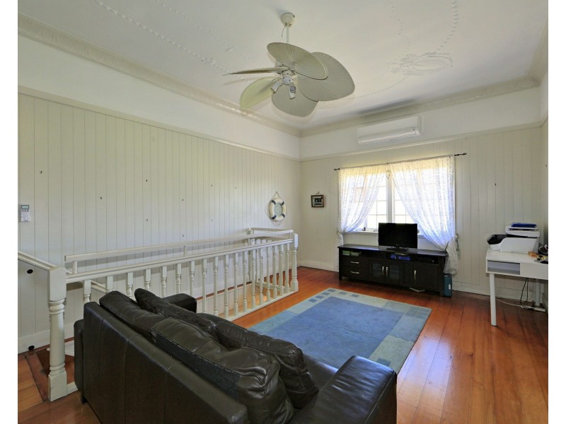 156 Barolin Esplanade, Coral Cove QLD 4670