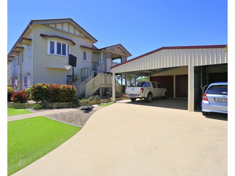 156 Barolin Esplanade, Coral Cove QLD 4670