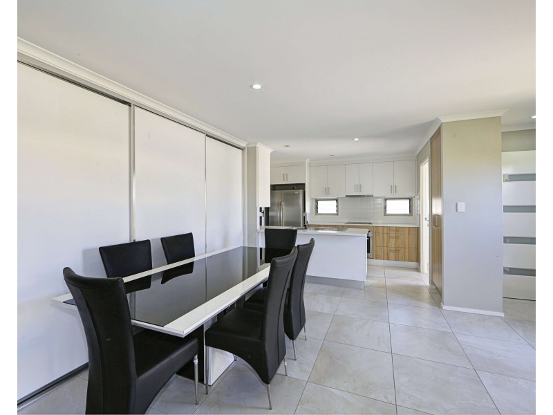 2/27 Holland St, Bargara QLD 4670