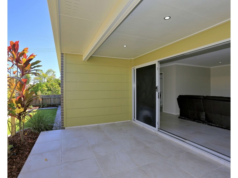 2/27 Holland St, Bargara QLD 4670