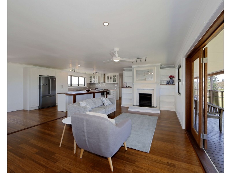 114 Esplanade, Elliott Heads QLD 4670