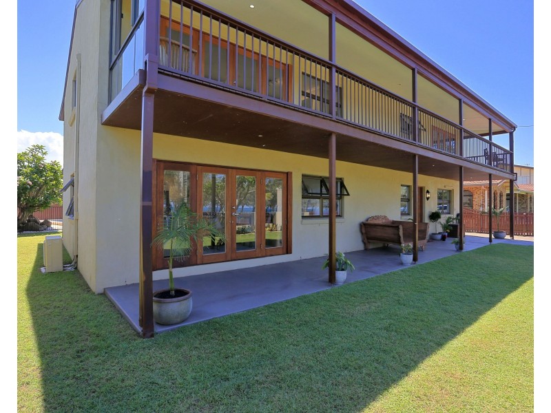 114 Esplanade, Elliott Heads QLD 4670