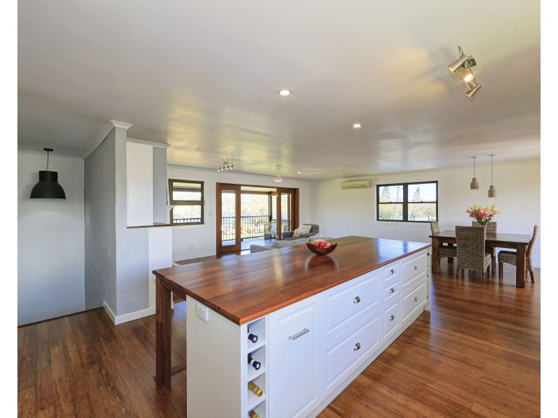 114 Esplanade, Elliott Heads QLD 4670