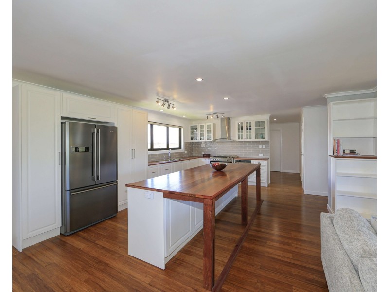 114 Esplanade, Elliott Heads QLD 4670