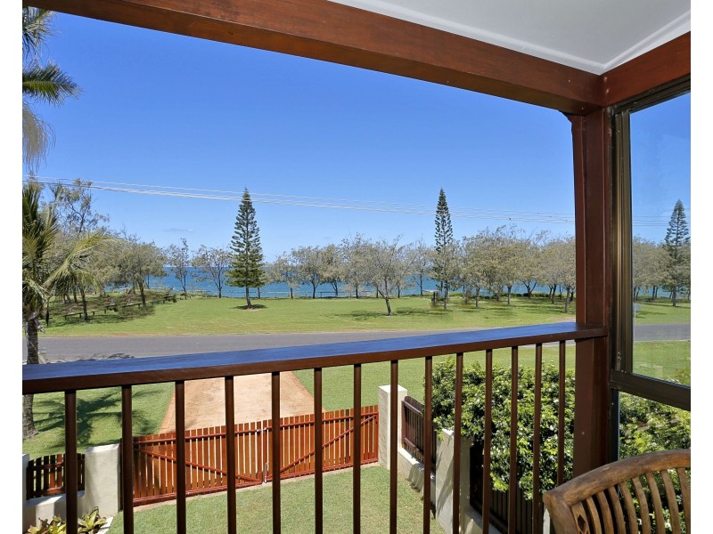 114 Esplanade, Elliott Heads QLD 4670