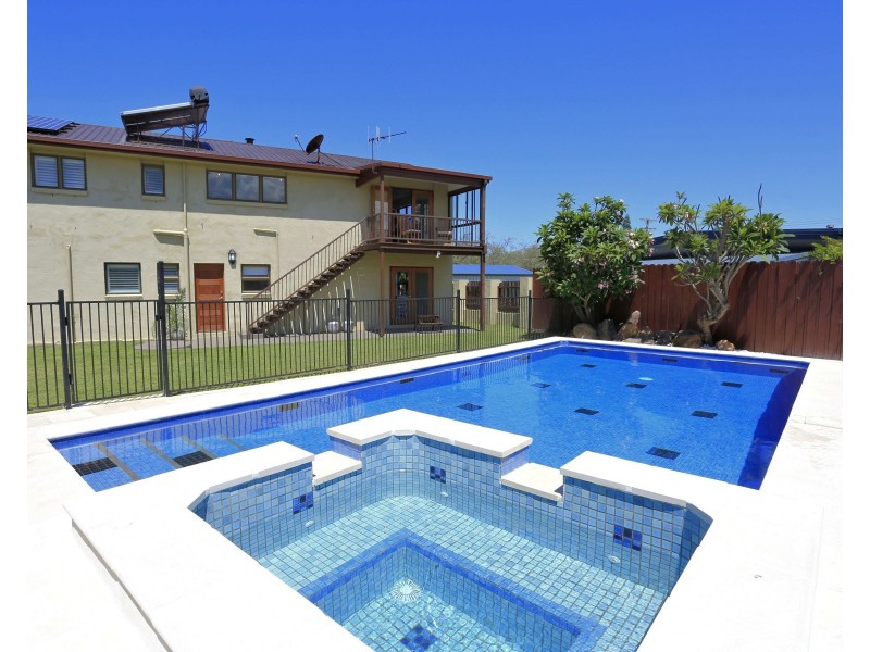 114 Esplanade, Elliott Heads QLD 4670