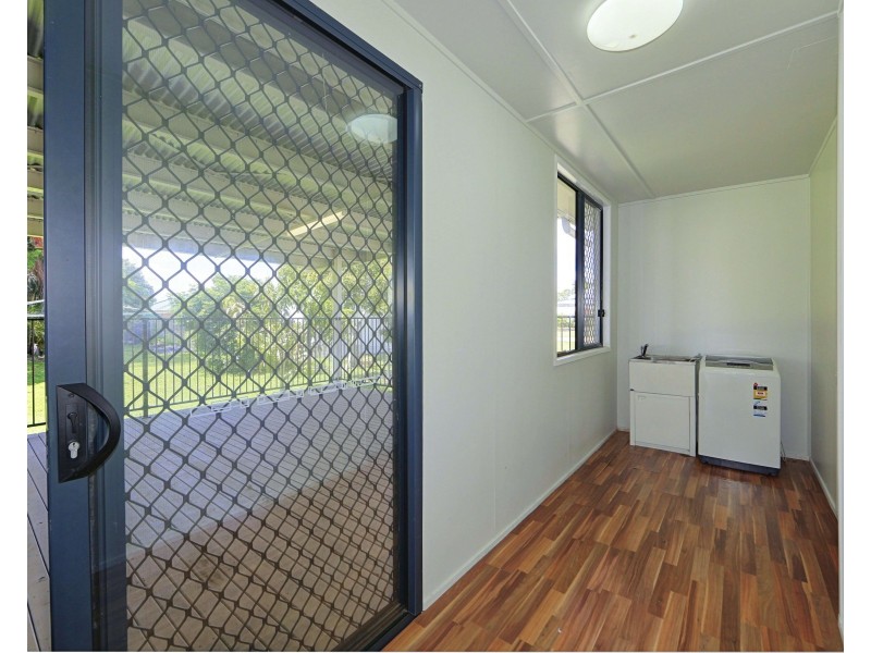 7 Sims Rd, Avenell Heights QLD 4670