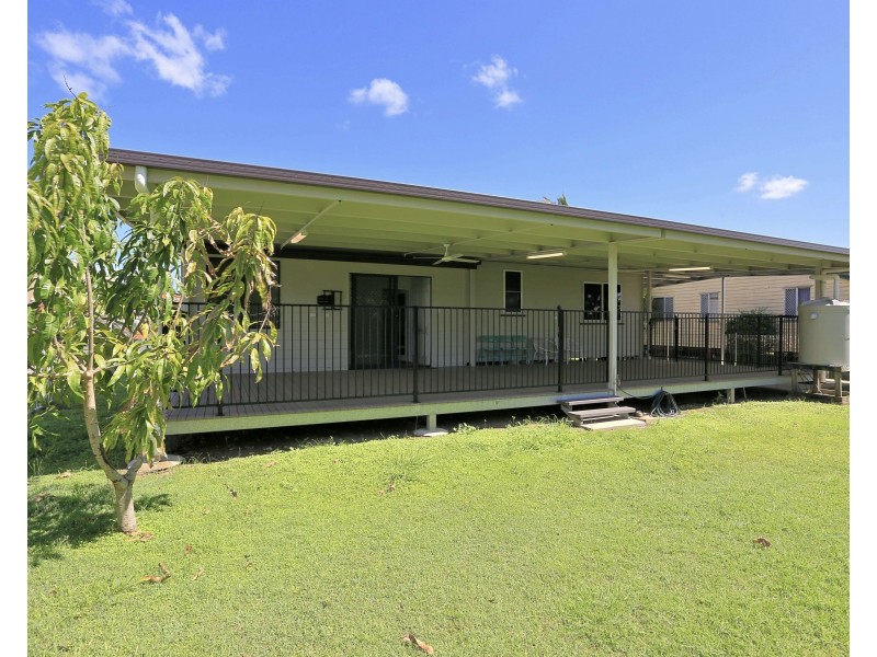 7 Sims Rd, Avenell Heights QLD 4670