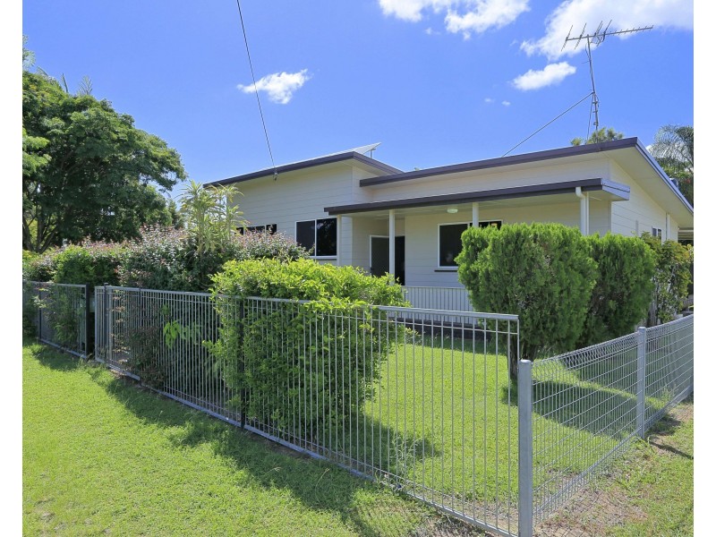 7 Sims Rd, Avenell Heights QLD 4670