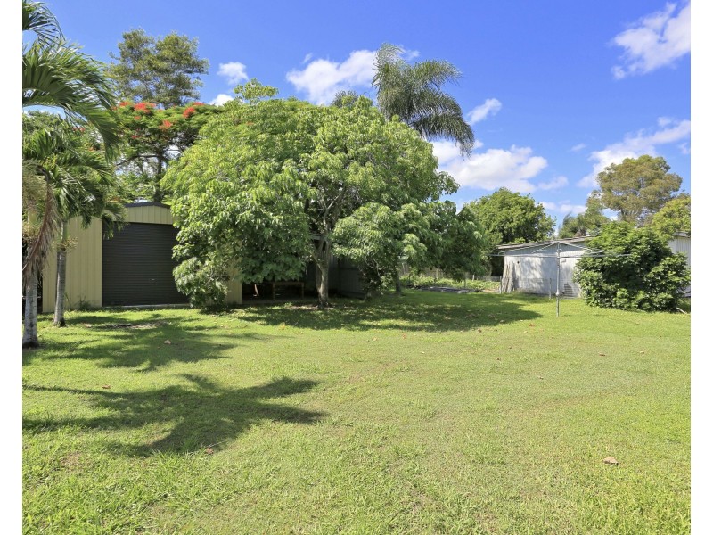 7 Sims Rd, Avenell Heights QLD 4670