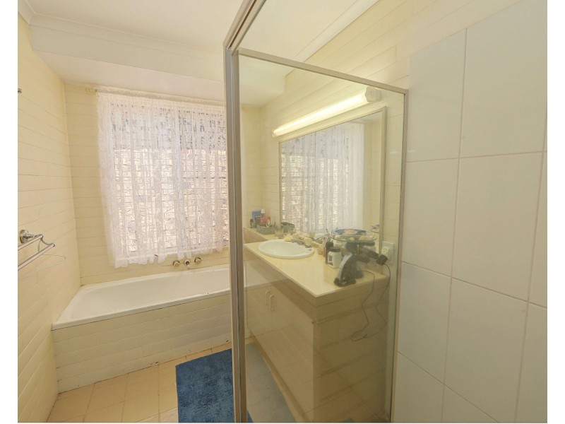 1 Foreshore Pde, Bargara QLD 4670