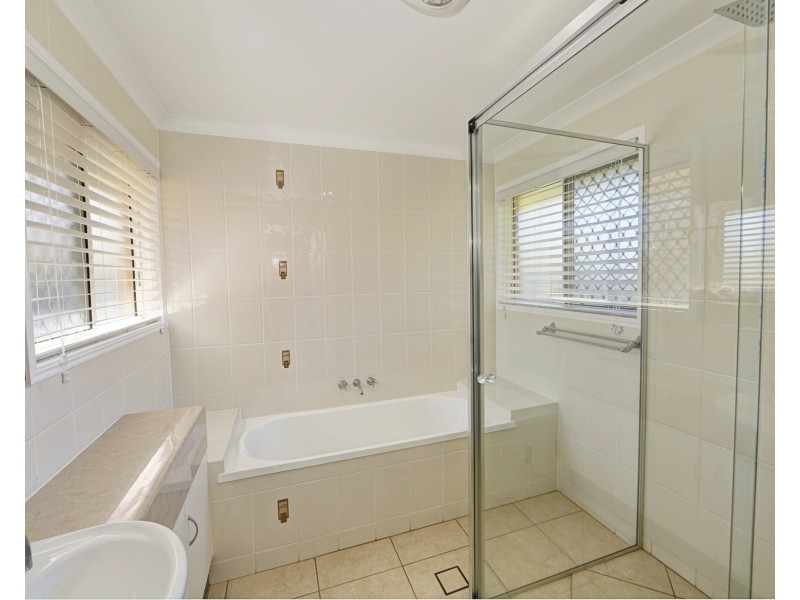 13 Baker Finch Drive, Bargara QLD 4670