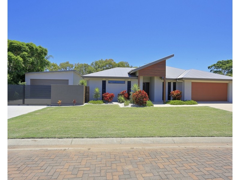 10 Amronel Cl, Innes Park QLD 4670
