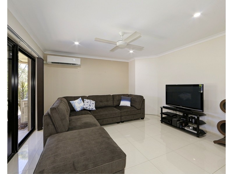 10 Amronel Cl, Innes Park QLD 4670