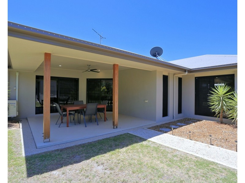 10 Amronel Cl, Innes Park QLD 4670
