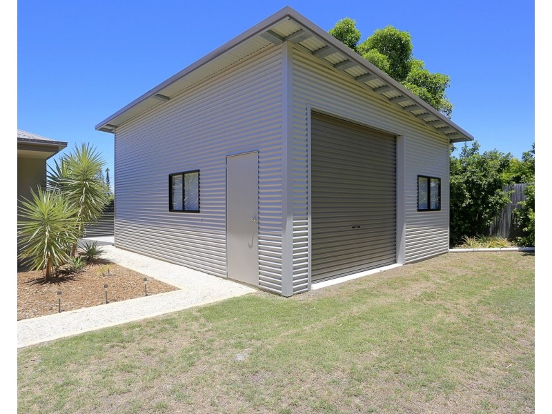 10 Amronel Cl, Innes Park QLD 4670