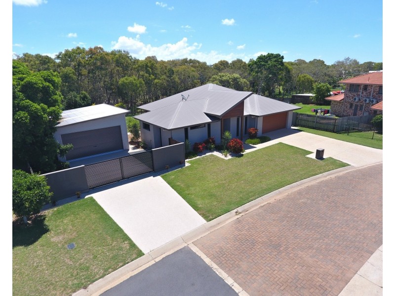 10 Amronel Cl, Innes Park QLD 4670